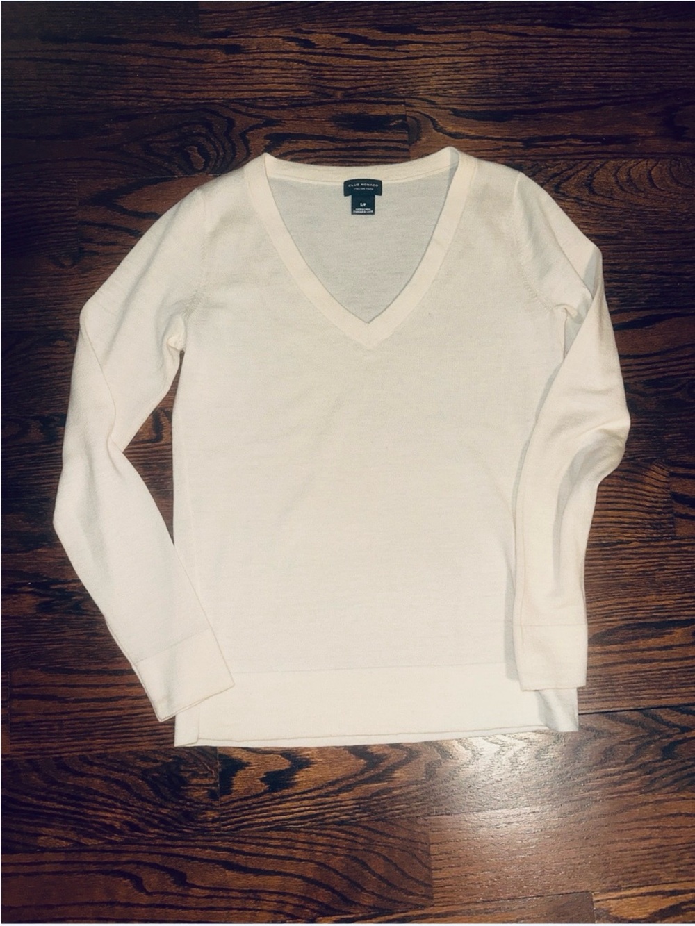 Club Monaco Cream V-Neck Women's Sweater. Never worn. New co diction.